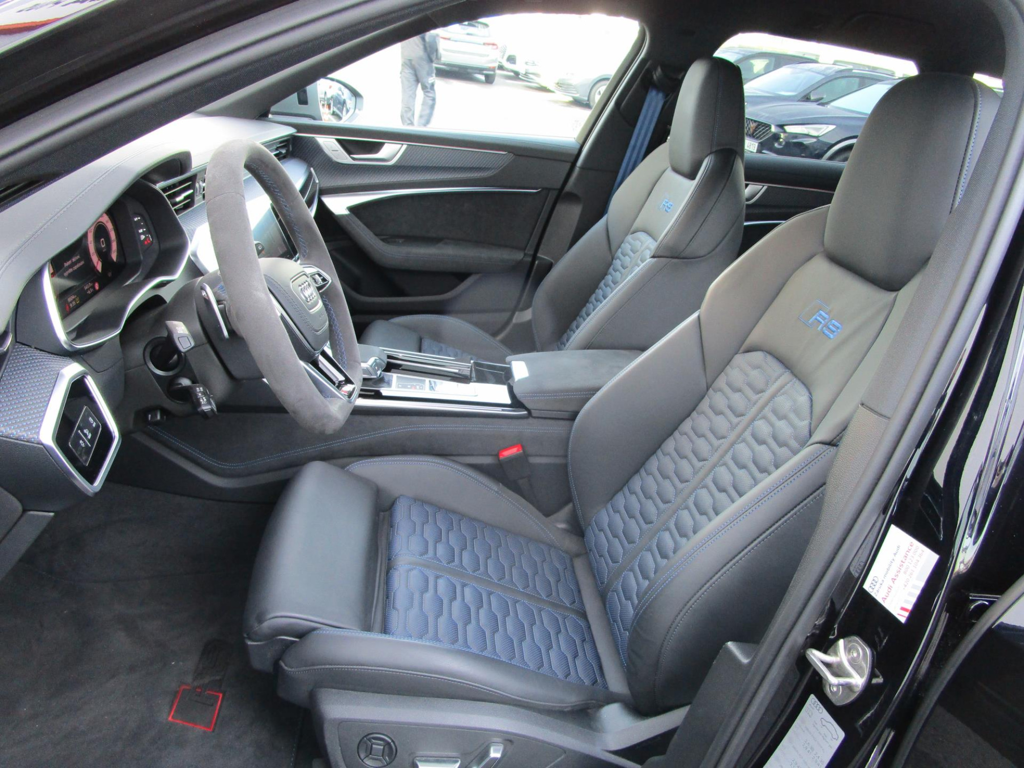 AUDI RS6 AVANT PERFORMACE | SKLADEM | české předváděcí auto | V8 biturbo 630 koní | černá sebring | keramické brzdy | sport paket RS DYNAMIC PLUS | max 305 km/h | VIP sleva | nákup online | AUTOiBUY.com
